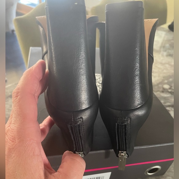 Vince Camuto VC-LORANDA bootie🖤🛍️🖤🛍️🖤🛍️ - Picture 12 of 14